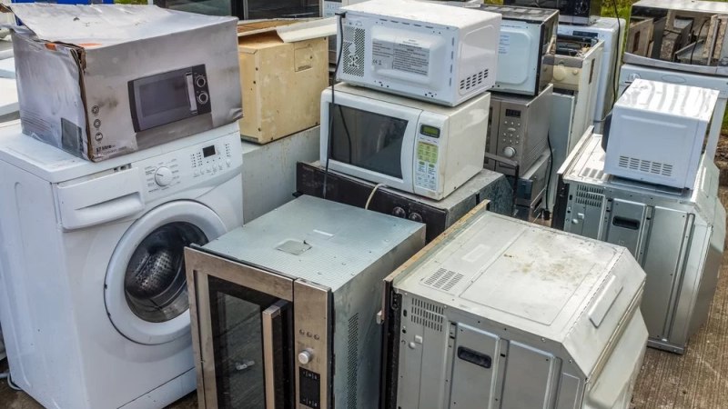 Vì sao đồ điện tử Nhật Bản vứt bãi rác lại được người Việt “nhặt về”, cắm điện dùng 10 năm mãi không hỏng?