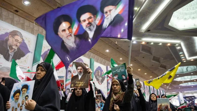 Iran đe dọa nối lại các cuộc tấn công nhằm vào Mỹ trong bối cảnh thúc đẩy một thỏa thuận ngoại giao.